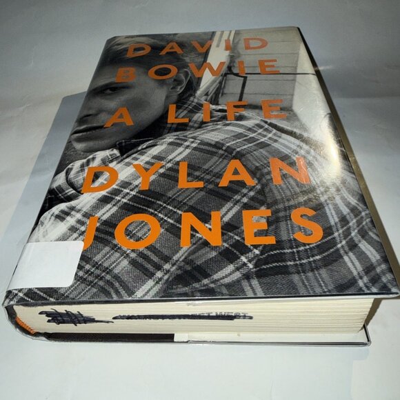 David Bowie A Life by Jones, Dylan 1st Edition HCDJ WITHDRAWN LIBRARY BOOK - Picture 2 of 14
